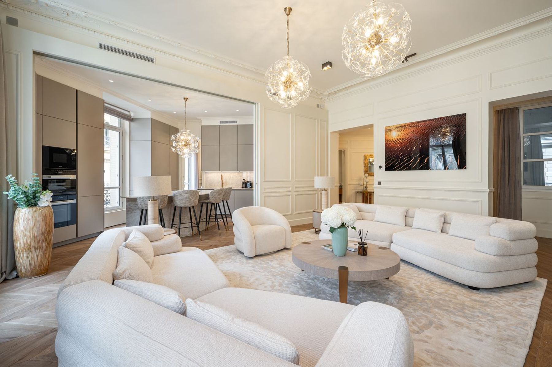 Apartment Montaigne villa photo.